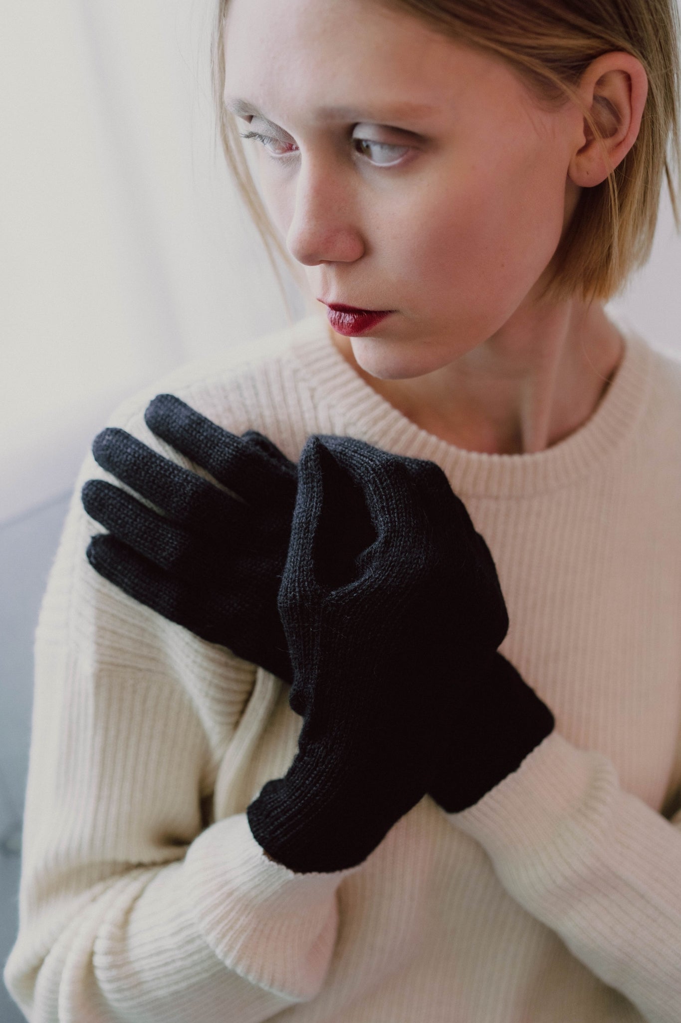 GLOVES BLACK - 100% BABY ALPACA