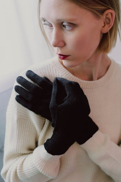 GLOVES BLACK - 100% BABY ALPACA