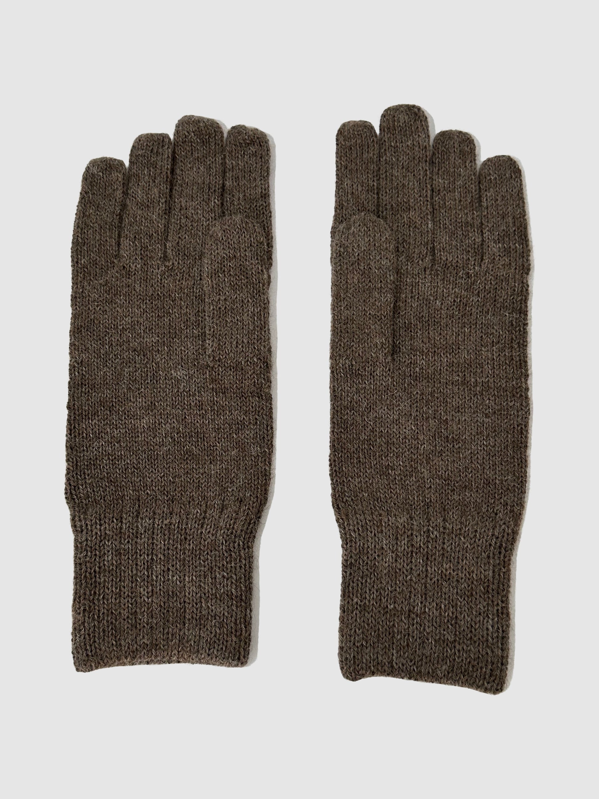 Brown baby alpaca gloves made in Peru. One size.